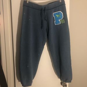 Capri Sweatpants - Victoria’s Secret PINK - M